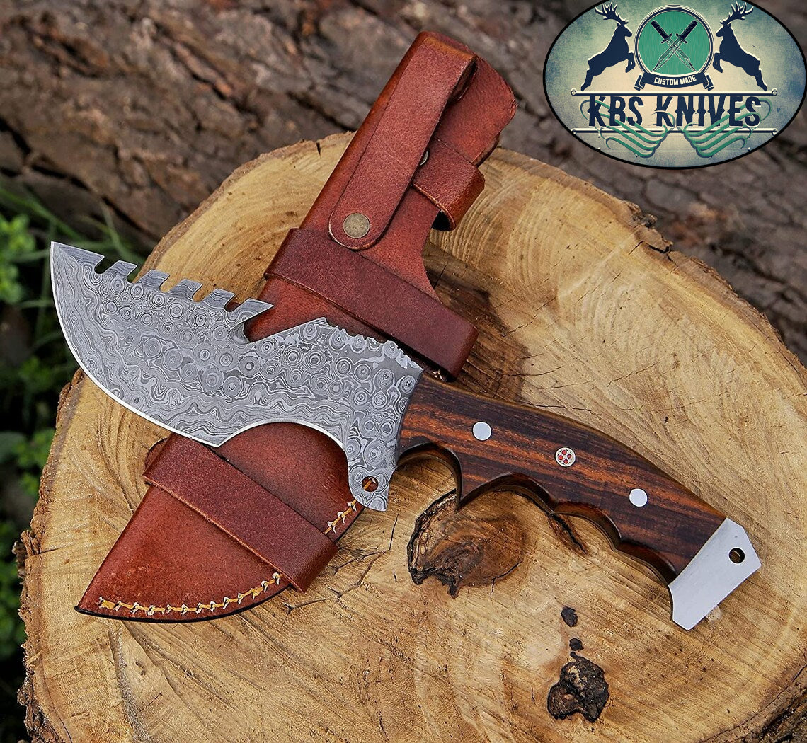 Weyland Tracker Knife – Exquisite Handmade Damascus Survival Blade with Luxurious Rosewood Handle - Korvel