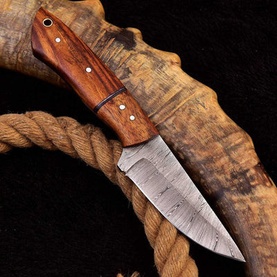 Premium Custom Damascus Steel Skinning Knife with Elegant Rosewood Handle - 7.25 inches - Korvel