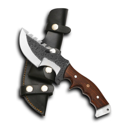 Adventure-Ready Trackers Knife – Exquisite Handmade Damascus Blade with Unique Horn Handle - Korvel