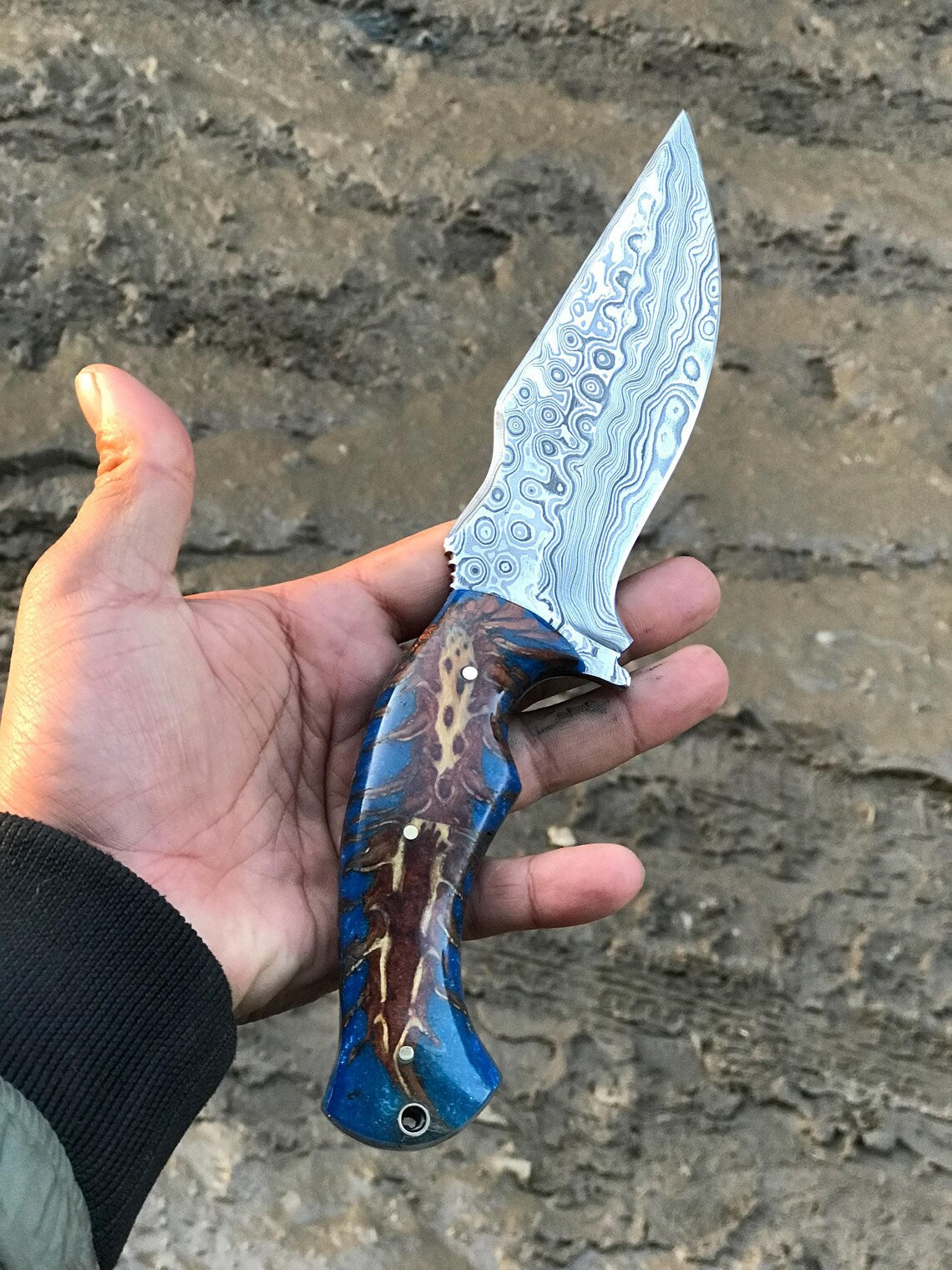 Premium Custom Damascus Steel Hunting Knife – 10" with Unique Raindrop Blade | KBS Knives - Korvel