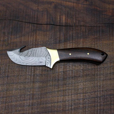 Premium Damascus Steel Guthook Skinner Knife for Outdoor Adventures - Korvel