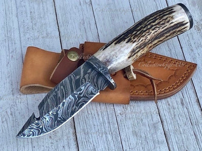 Premium Staghorn Hunter: Custom Handmade Damascus Steel Guthook Knife - 8.5" Full Tang with Stag Horn Handle - Korvel