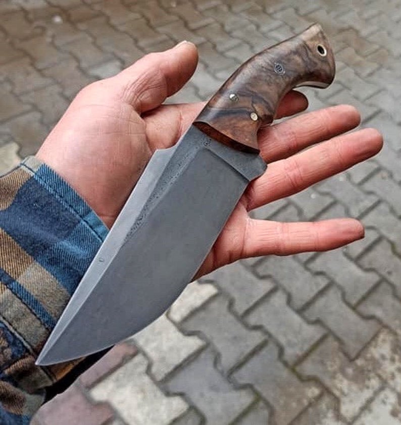 Premium 1095 Steel Custom Hunting Knife with Rosewood Handle - Korvel