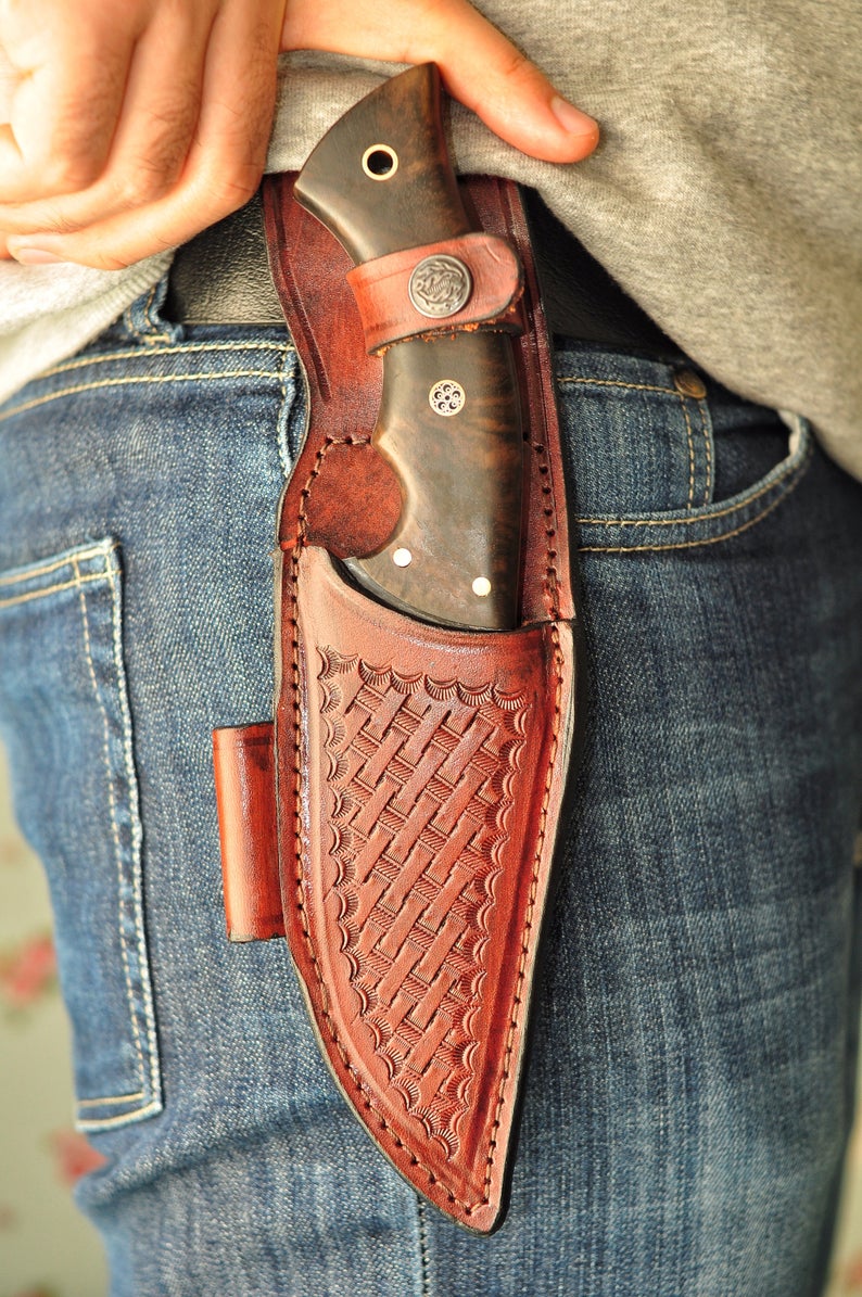 Premium 1095 Steel Custom Hunting Knife with Rosewood Handle - Korvel