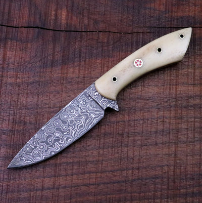 Premium Damascus Steel Skinning Knife for Hunters - Korvel