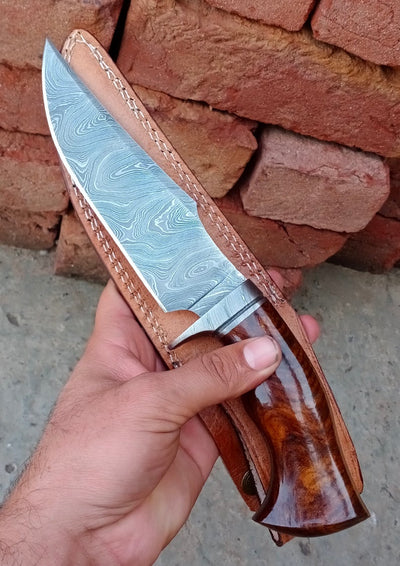 Premium Custom Damascus Steel Hunting Knife - Korvel