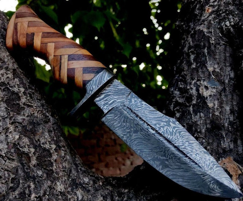 Premium Damascus Steel Wild Hunter Knife - Custom Handmade - Korvel