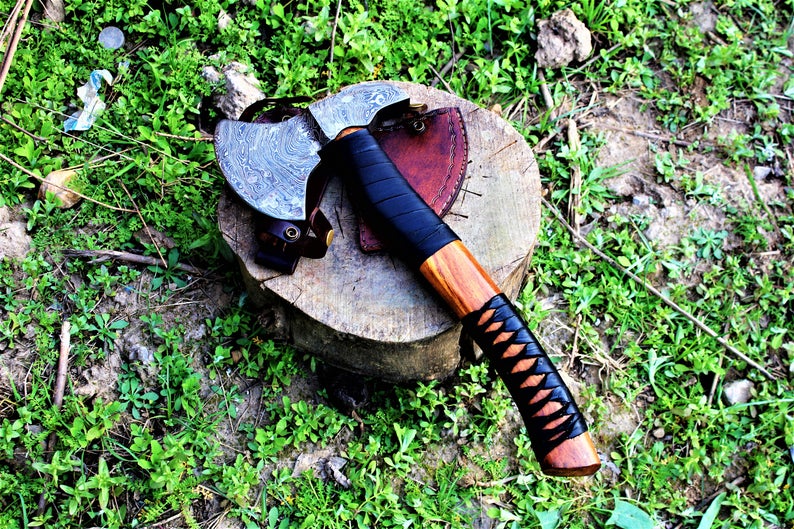 Premium Handmade Damascus Steel Tomahawk with Rosewood Handle - Korvel