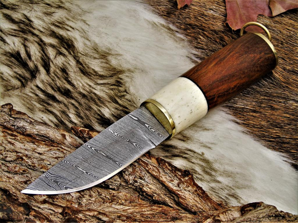 Premium Custom Damascus Steel Hunting and Skinning Knife - Korvel