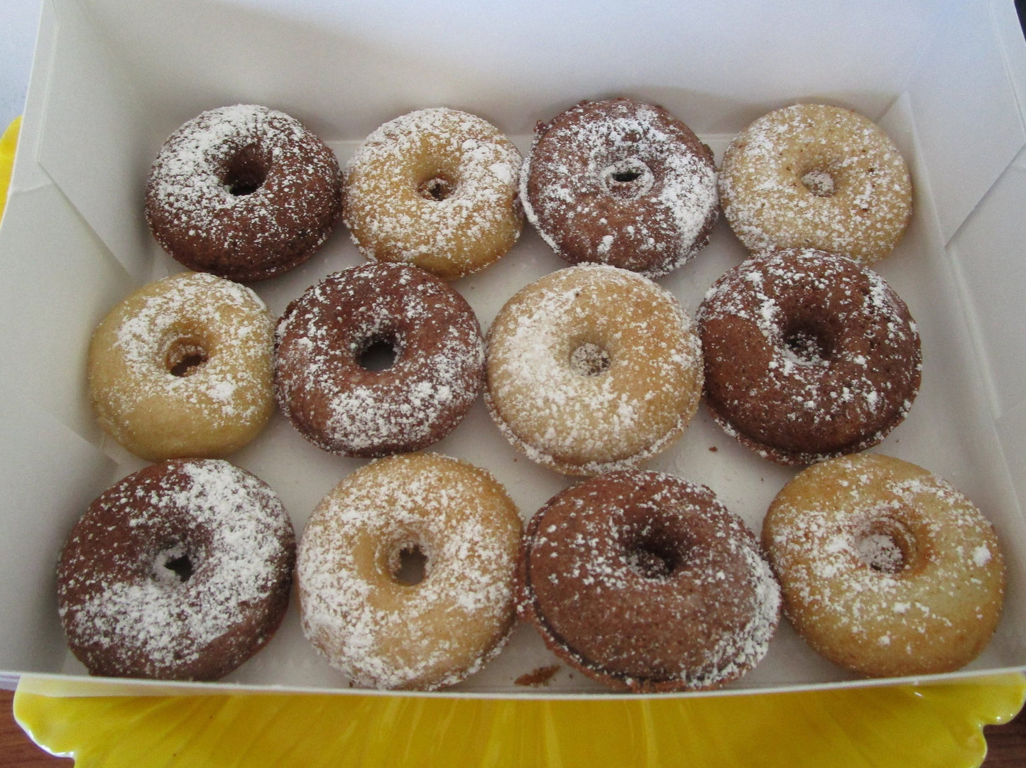 Mini Donas Sin Gluten - Delicias Veganas de Vainilla y Chocolate
