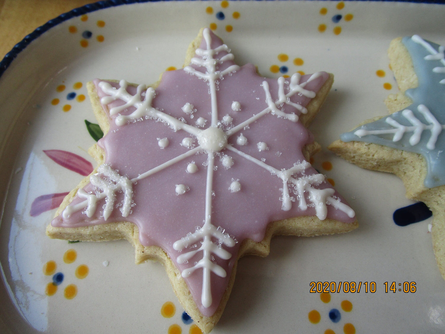 Biscuits en sucre en forme de flocon de neige sans gluten - Végétalien et adaptés aux allergies