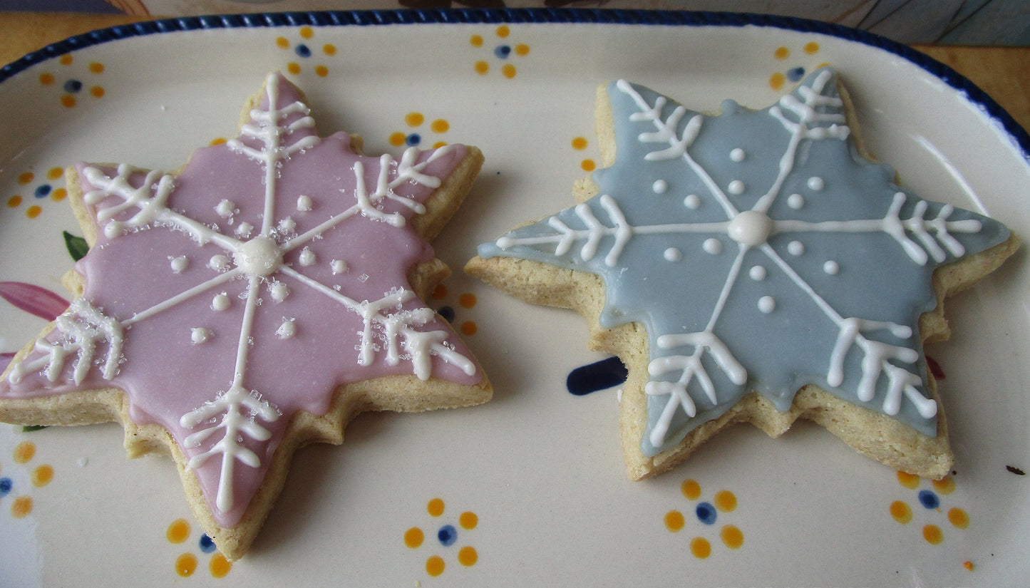 Biscuits en sucre en forme de flocon de neige sans gluten - Végétalien et adaptés aux allergies