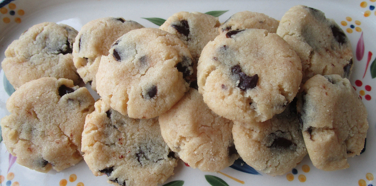 KETO Chocolate Chip Cookies - Grain Free & Vegan Treats