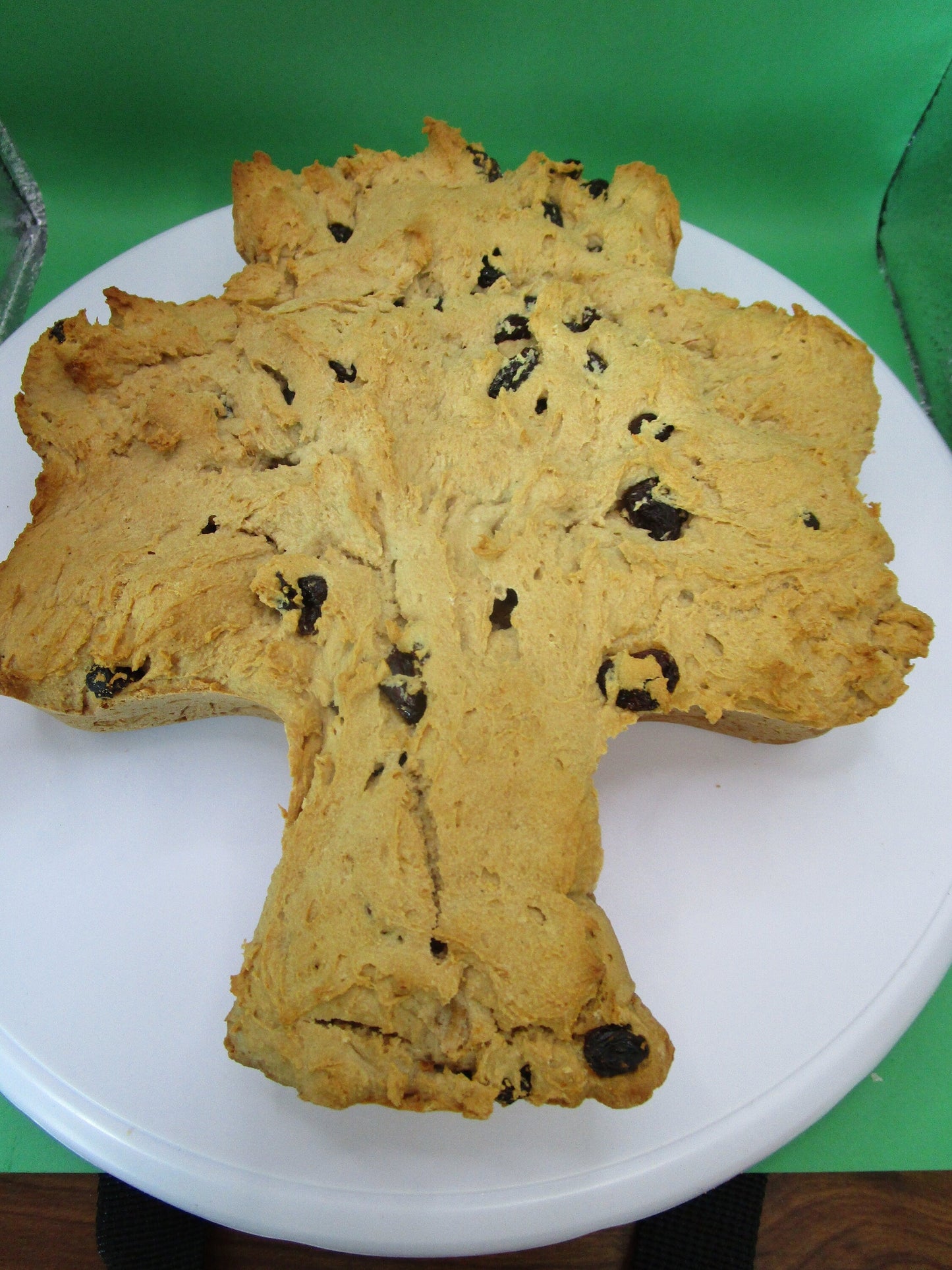 Clover-Shaped Irish Soda Bread - Gluten Free & Vegan