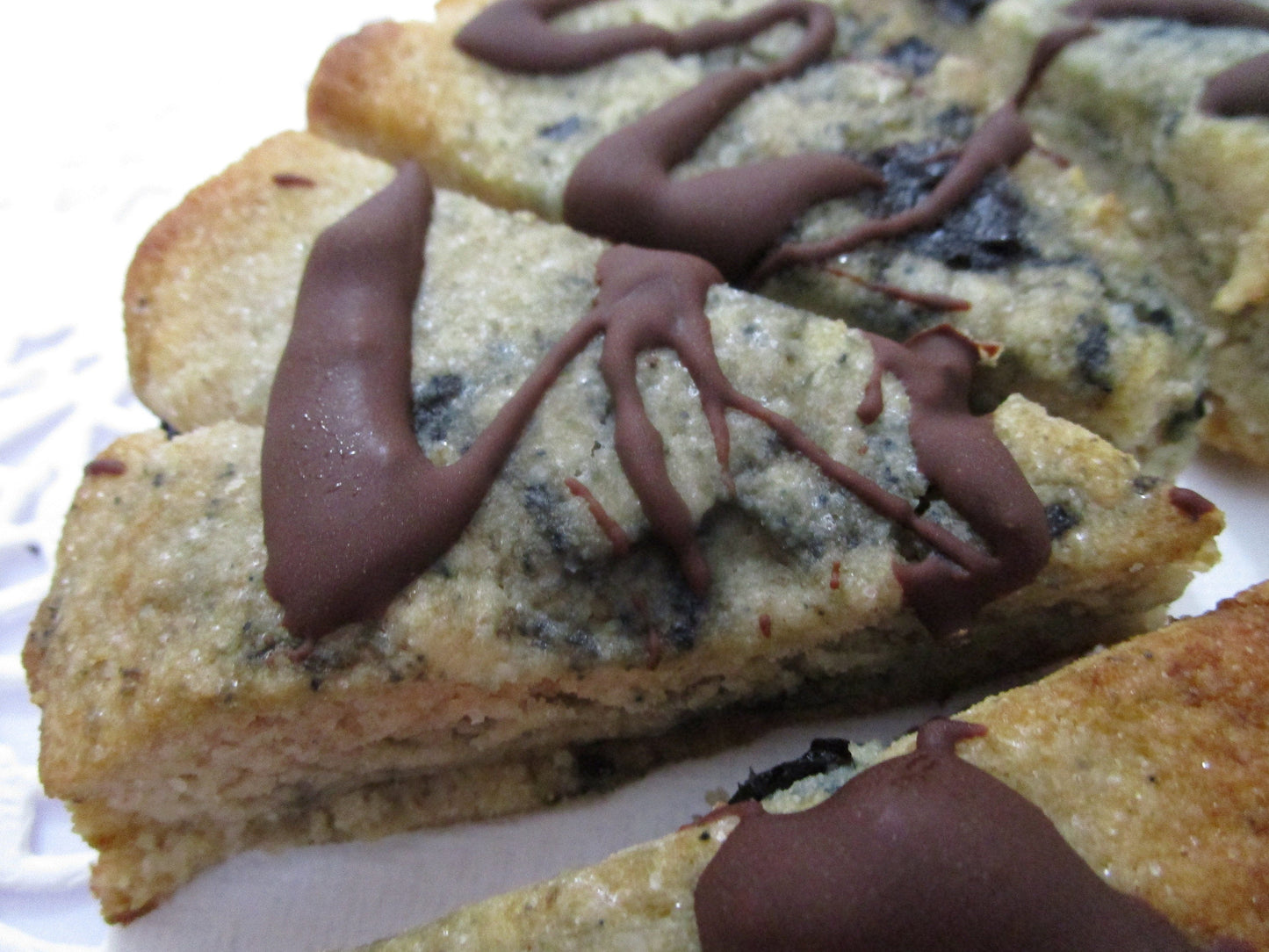 Scones Keto Chocolat Cerise - Sans Gluten & Végétalien