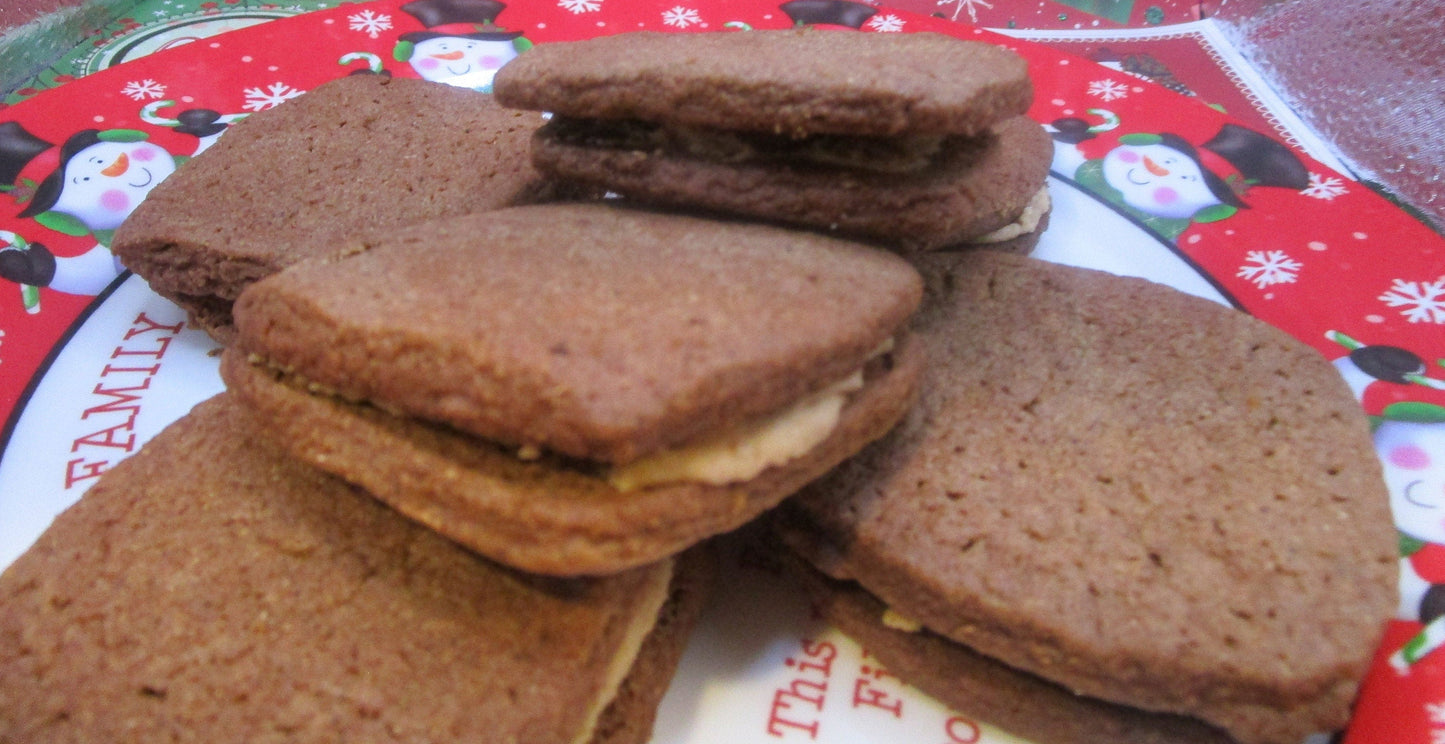 Sandwich de biscuits à la crème d'érable AIP Paleo rempli de noix de tigre