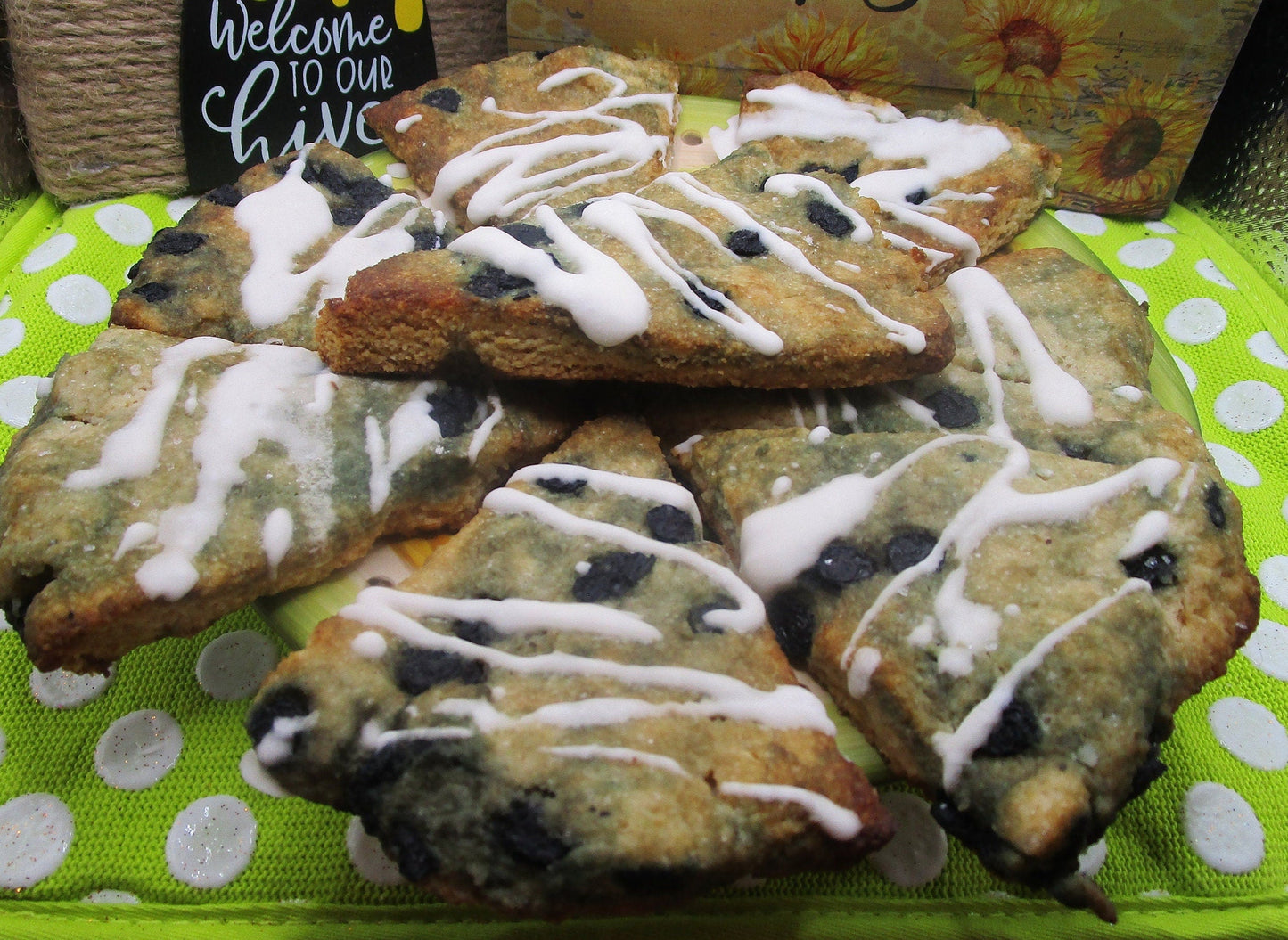 Scone Keto aux Myrtilles Sauvages - Sans Gluten & Végétalien