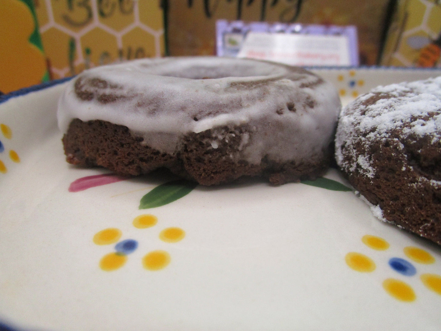Donuts au chocolat protéinés sans grain - Végétalien et sans gluten