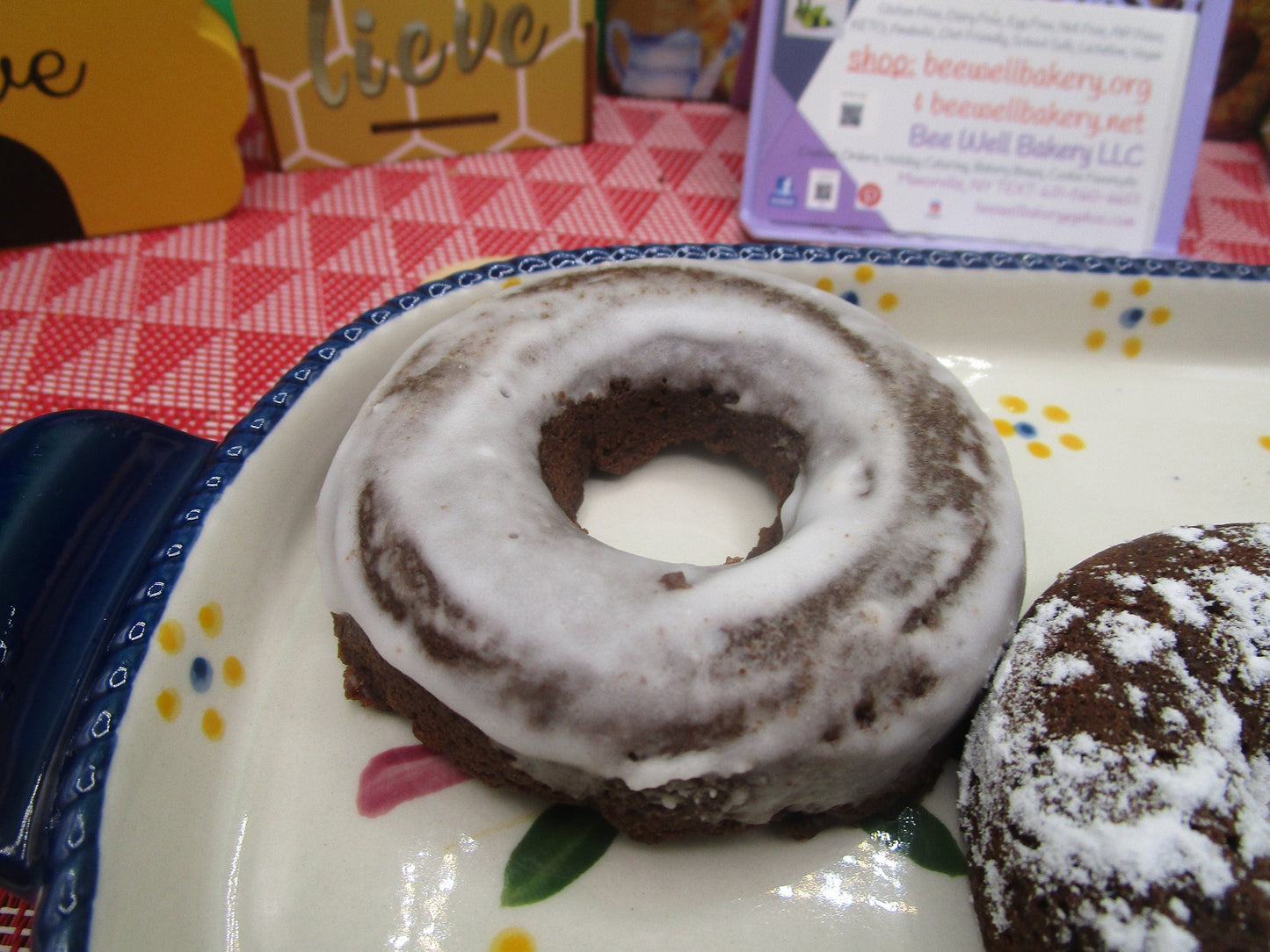 Donuts au chocolat protéinés sans grain - Végétalien et sans gluten