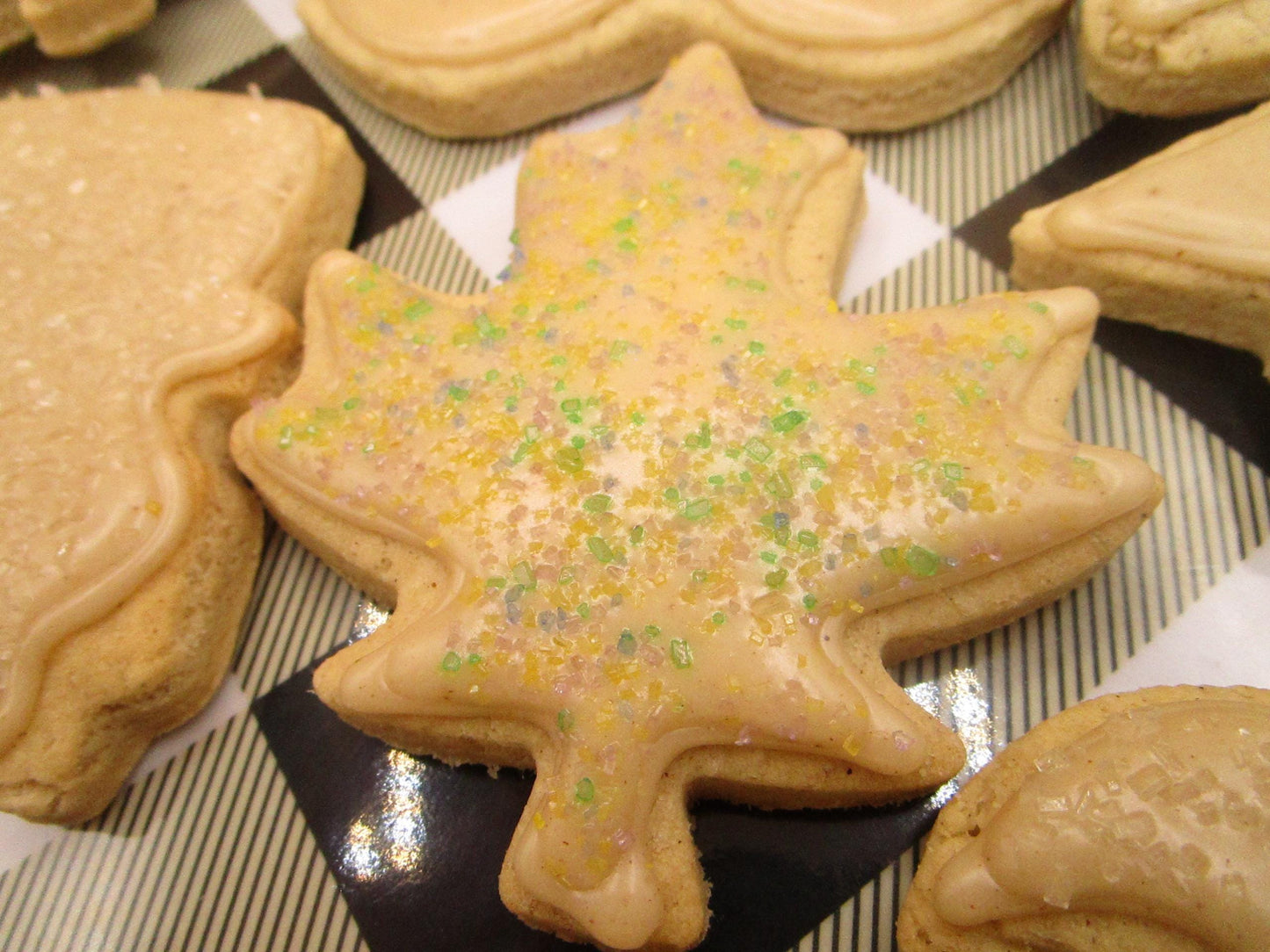 Galletas de Azúcar con Especias de Calabaza Heladas Sin Gluten - Veganas y Sin Lácteos