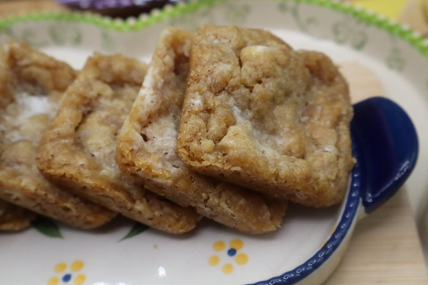 Allergy-Friendly Gluten Free Blondie Bar - Vegan Treat