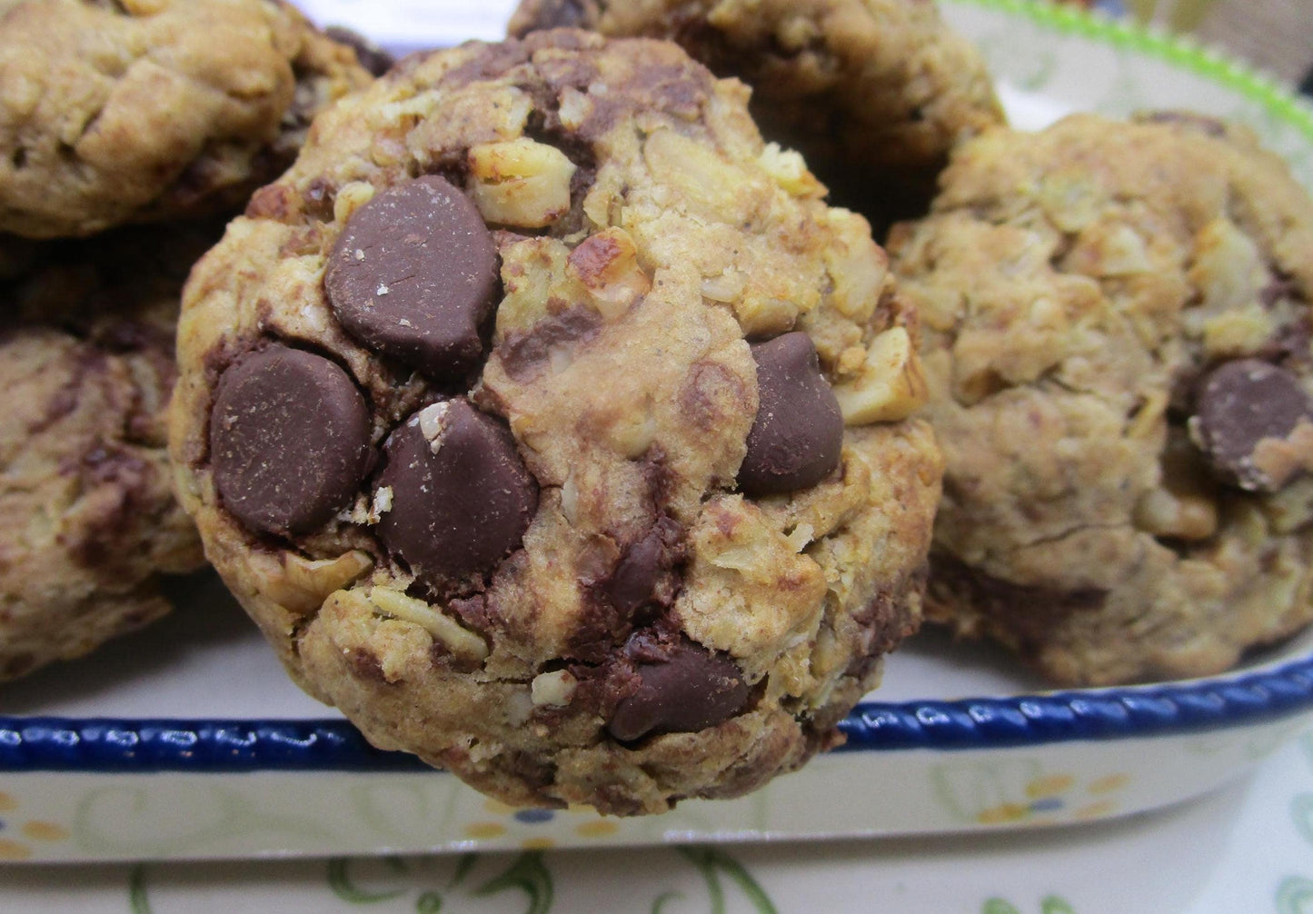 Sugar Free Dark Chocolate Walnut Oat Cookies - Vegan & Gluten Free