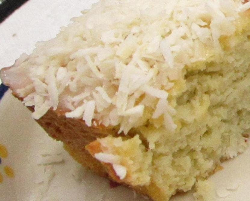 Pain de Gâteau à la Noix de Coco Keto - Dessert Sans Gluten et Pauvre en Glucides