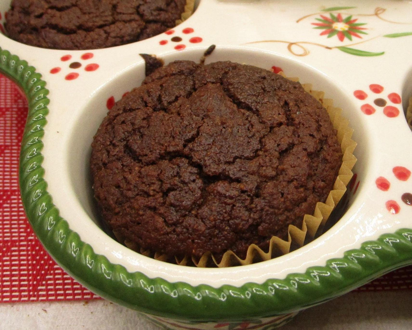 Keto Chocolate Cupcakes - Sugar Free & Gluten Free Treats