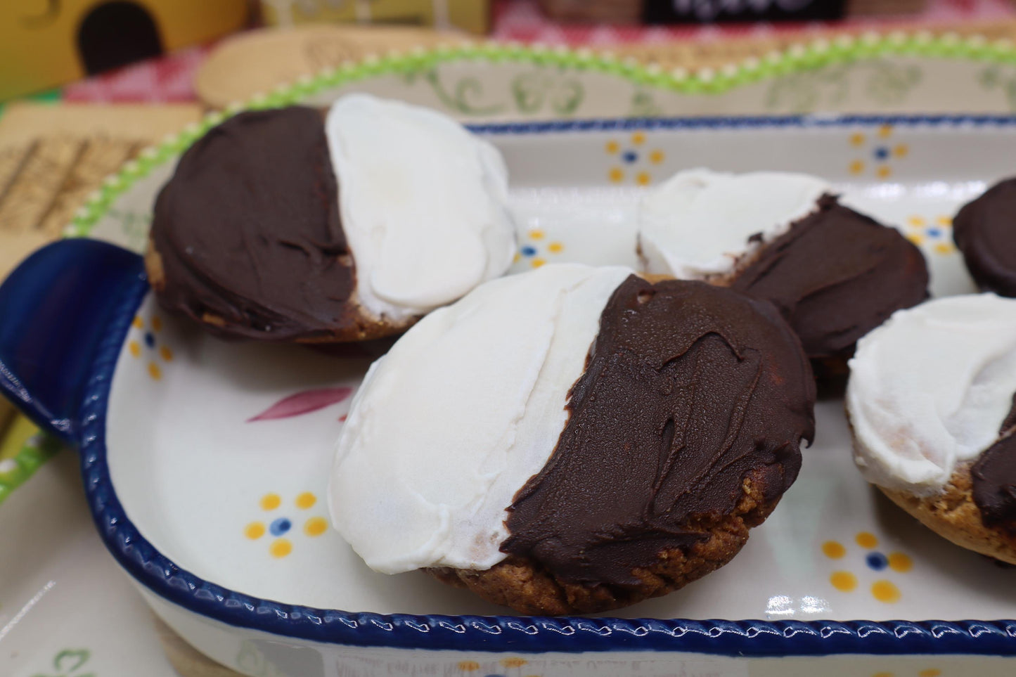 Cookies noirs et blancs riches en protéines - Végétalien et sans gluten