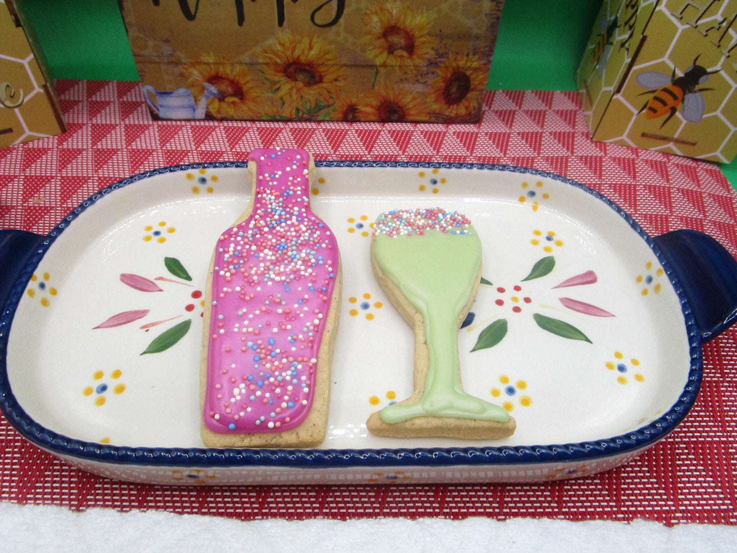 Elegantes Galletas de Azúcar Glaseadas Sin Gluten - Veganas y Amigables con Alergias