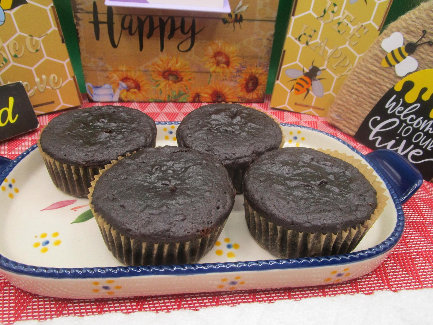 Keto Chocolate Cupcakes - Sugar Free & Gluten Free Treats