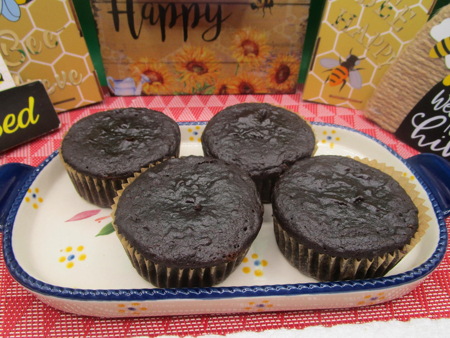 Keto Chocolate Cupcakes - Sugar Free & Gluten Free Treats