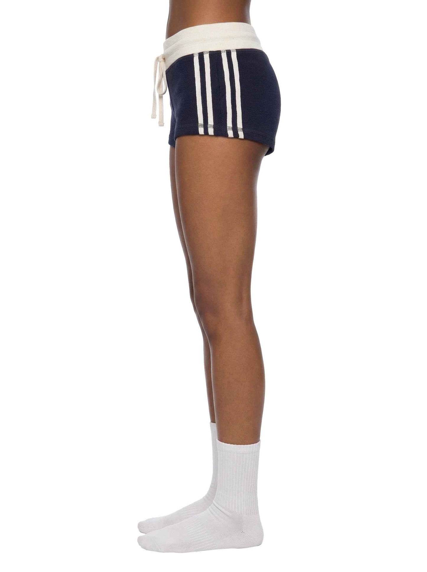 Pantalones Cortos de Entrenamiento con Rayas Contrastantes para Mujer Loki & Ivy