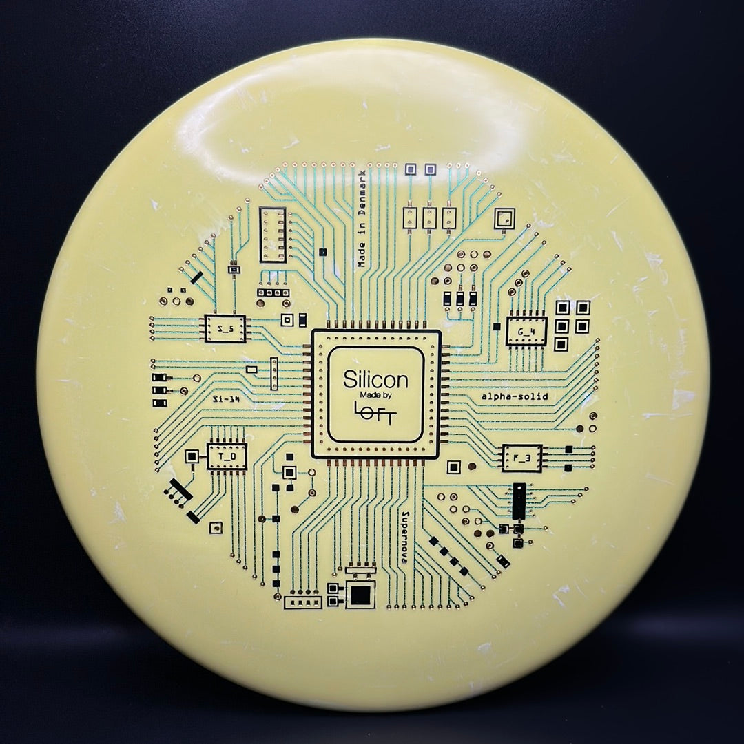 Alpha-Solid Supernova Silicon Disc Golf Midrange