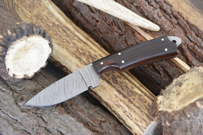 Artisan Crafted Damascus Steel Drop Point Skinner Knife for Hunters - Korvel
