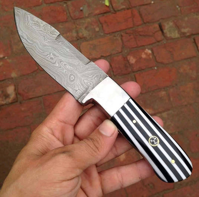 Premium Handmade Damascus Steel Hunting Knife - Korvel