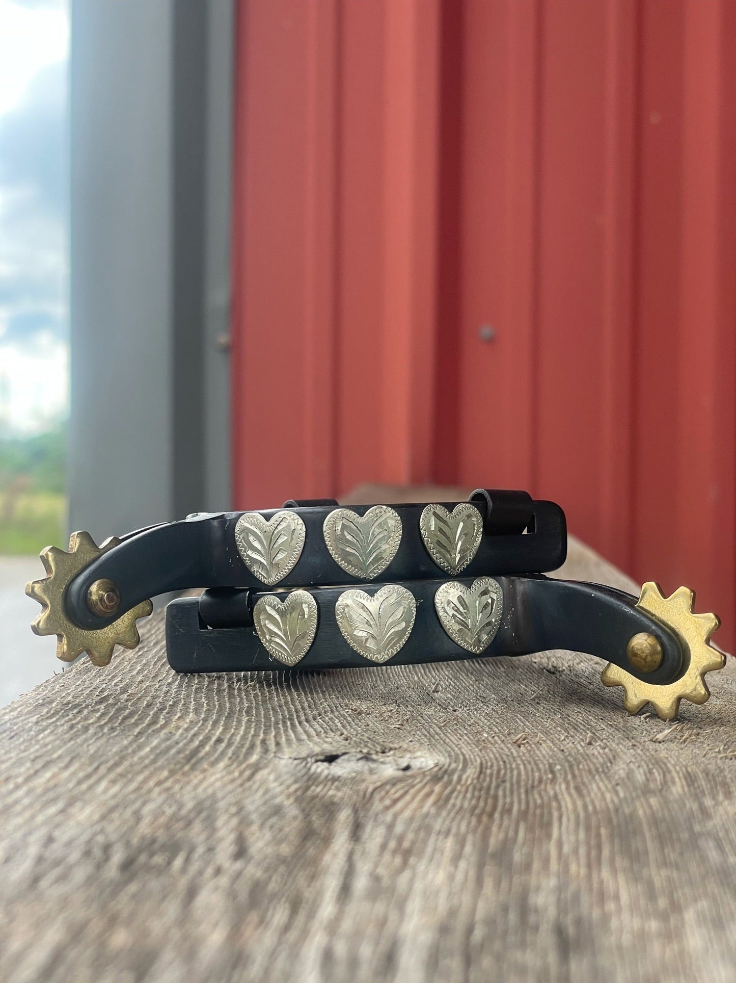Youth Black Heart-Shaped Spurs for Equestrian Style - Korvel