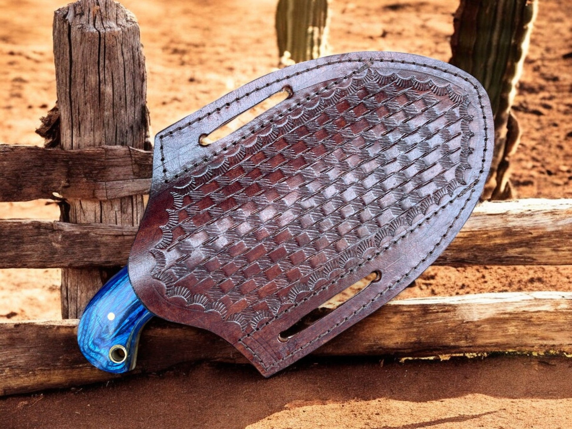 Custom Bull Cutter Knife - Premium Damascus Steel Blade - Korvel