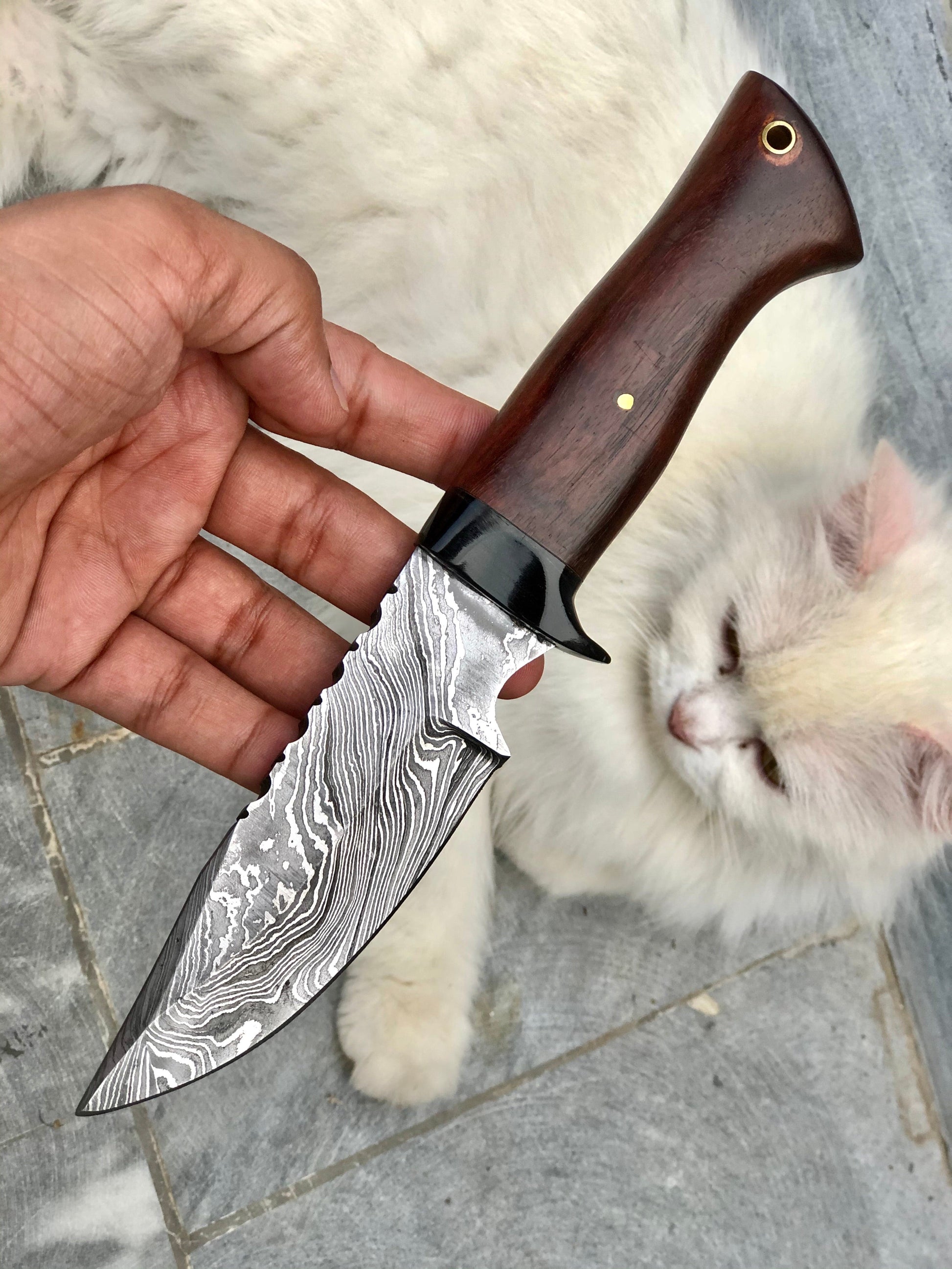 Premium Handmade Damascus Steel Hunting Knife - Korvel