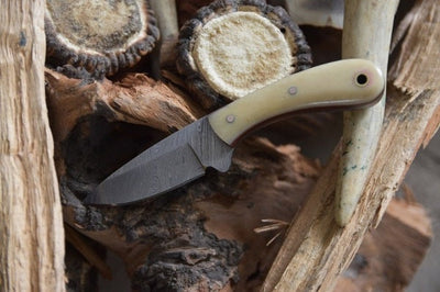 Premium Handmade Damascus Steel EDC Skinner Knife for Outdoor Adventures - Korvel