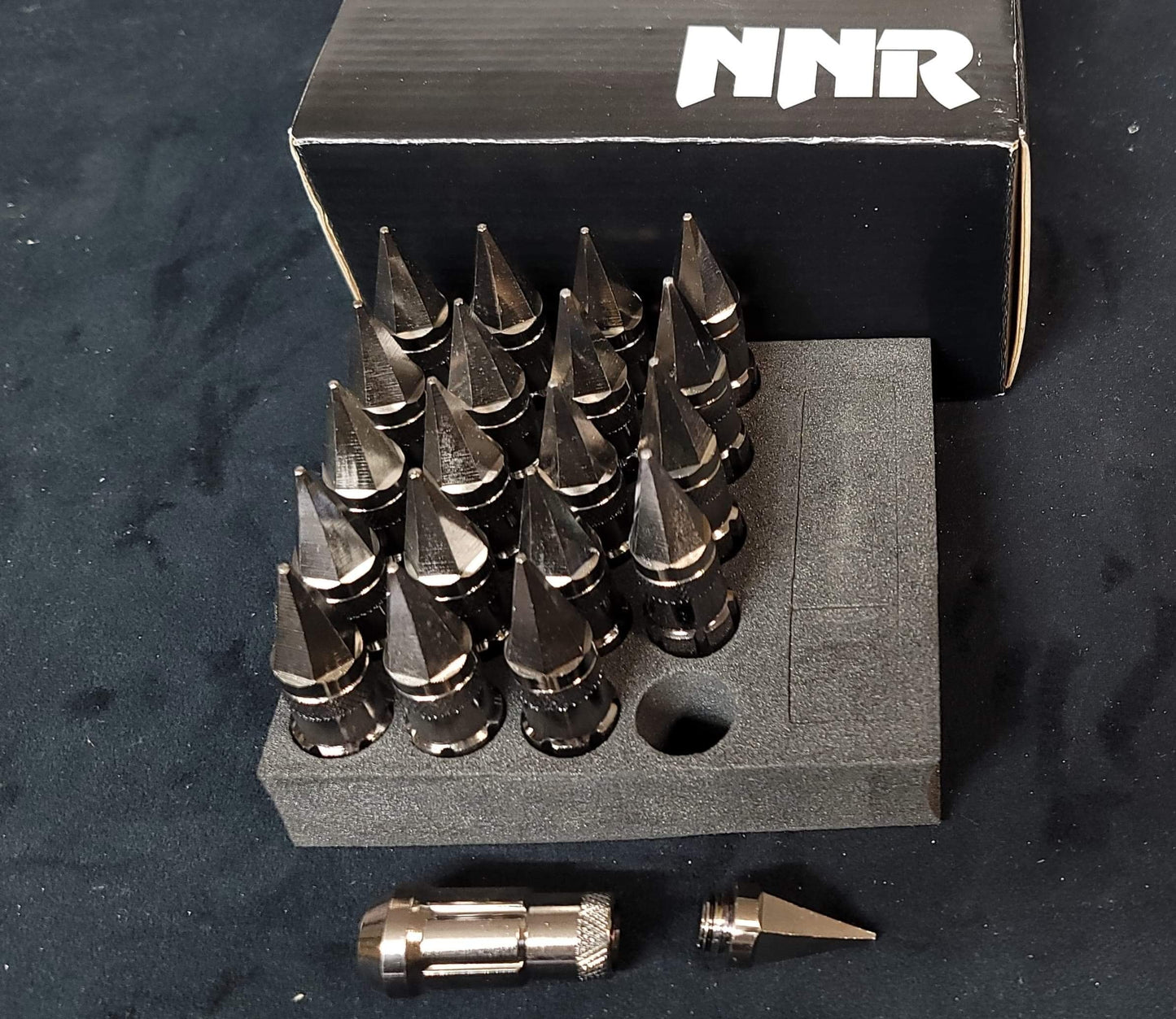 NNR Steel Extended Spline Wheel Lug Nuts with Spike - 20pcs