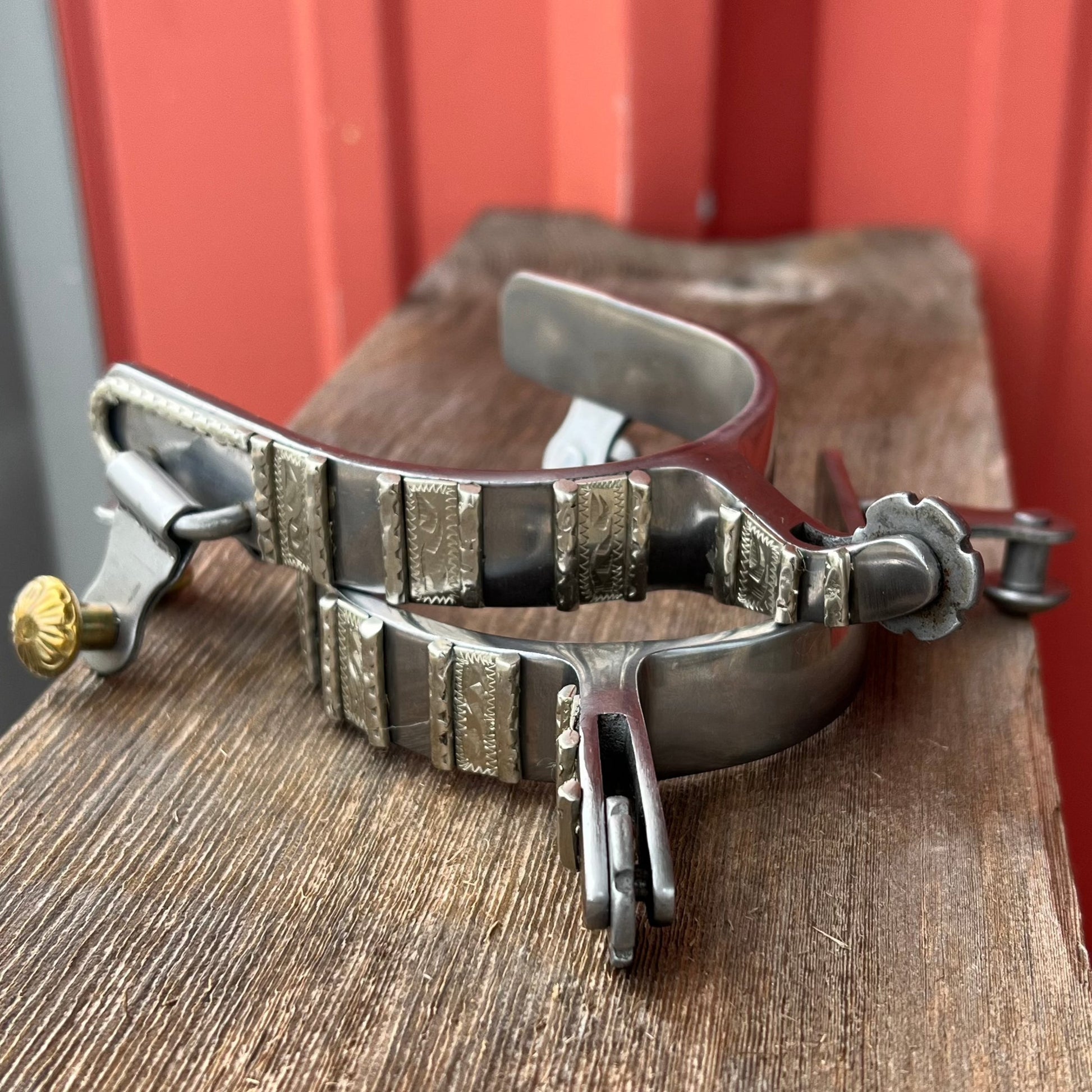 Premium Sweet Iron Spurs with Engraved Silver Accents - Korvel
