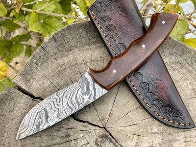 Premium Damascus Steel Hunting Knife with Ergonomic Resin Handle - Korvel