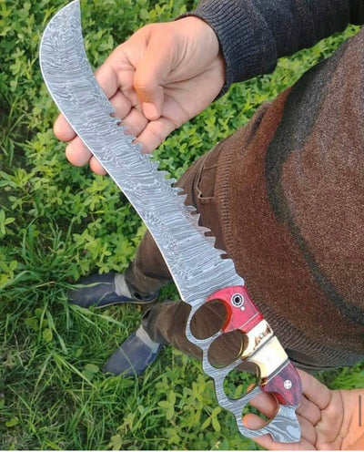 Artisan Damascus Steel Hunting Knife with Unique Knuckle Grip - Korvel