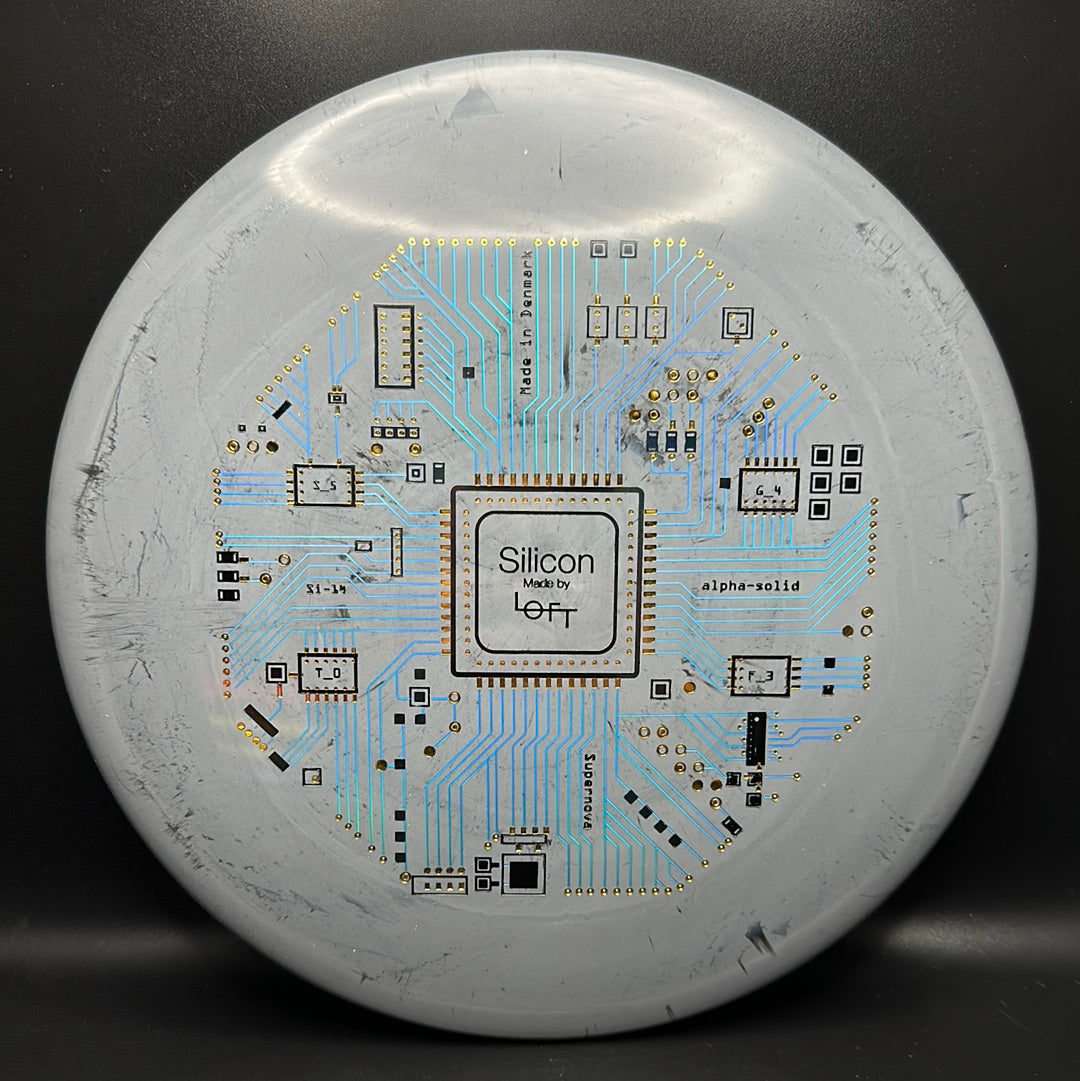 Alpha-Solid Supernova Silicon Disc Golf Midrange