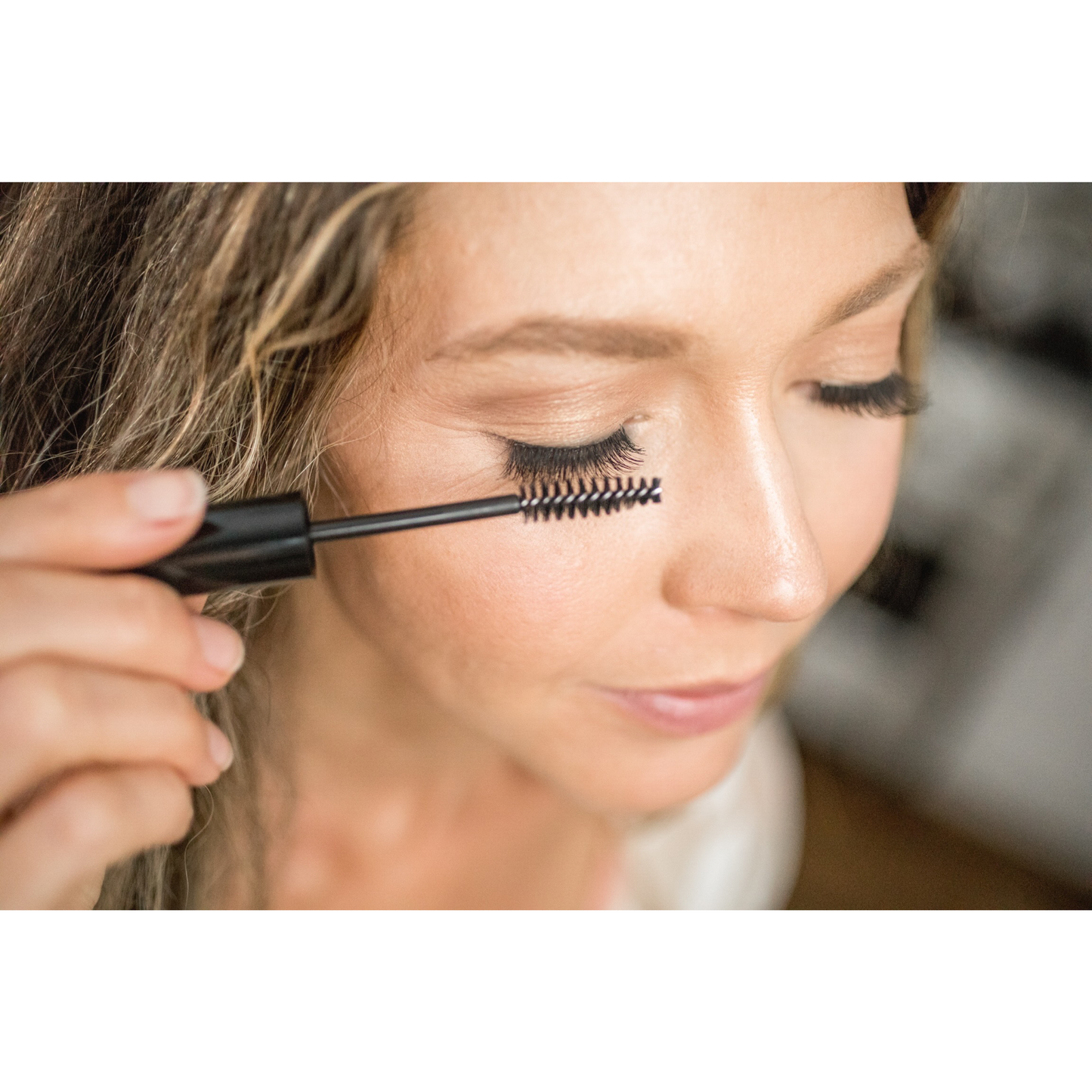 Revitalizing Eyelash & Eyebrow Growth Serum