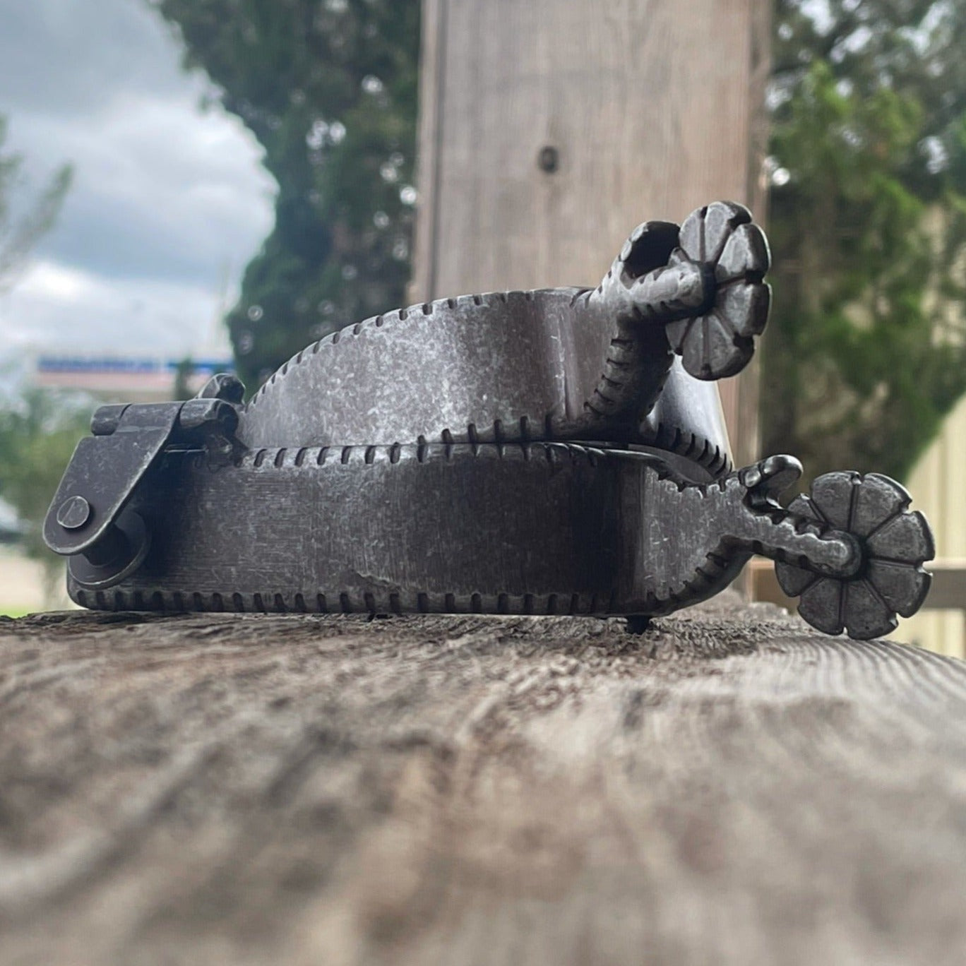 Premium Buffed Brown Men's Spurs for Ultimate Performance - Korvel
