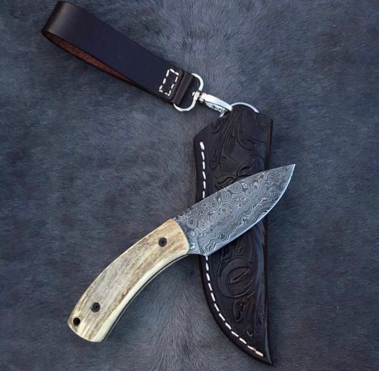Artisan Crafted Raindrop Damascus Steel Skinning Knife - Korvel