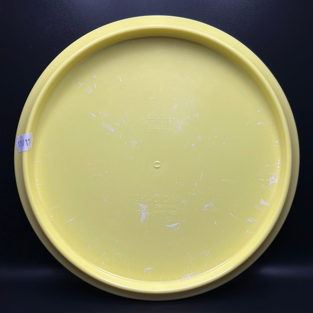 Alpha-Solid Supernova Silicon Disc Golf Midrange