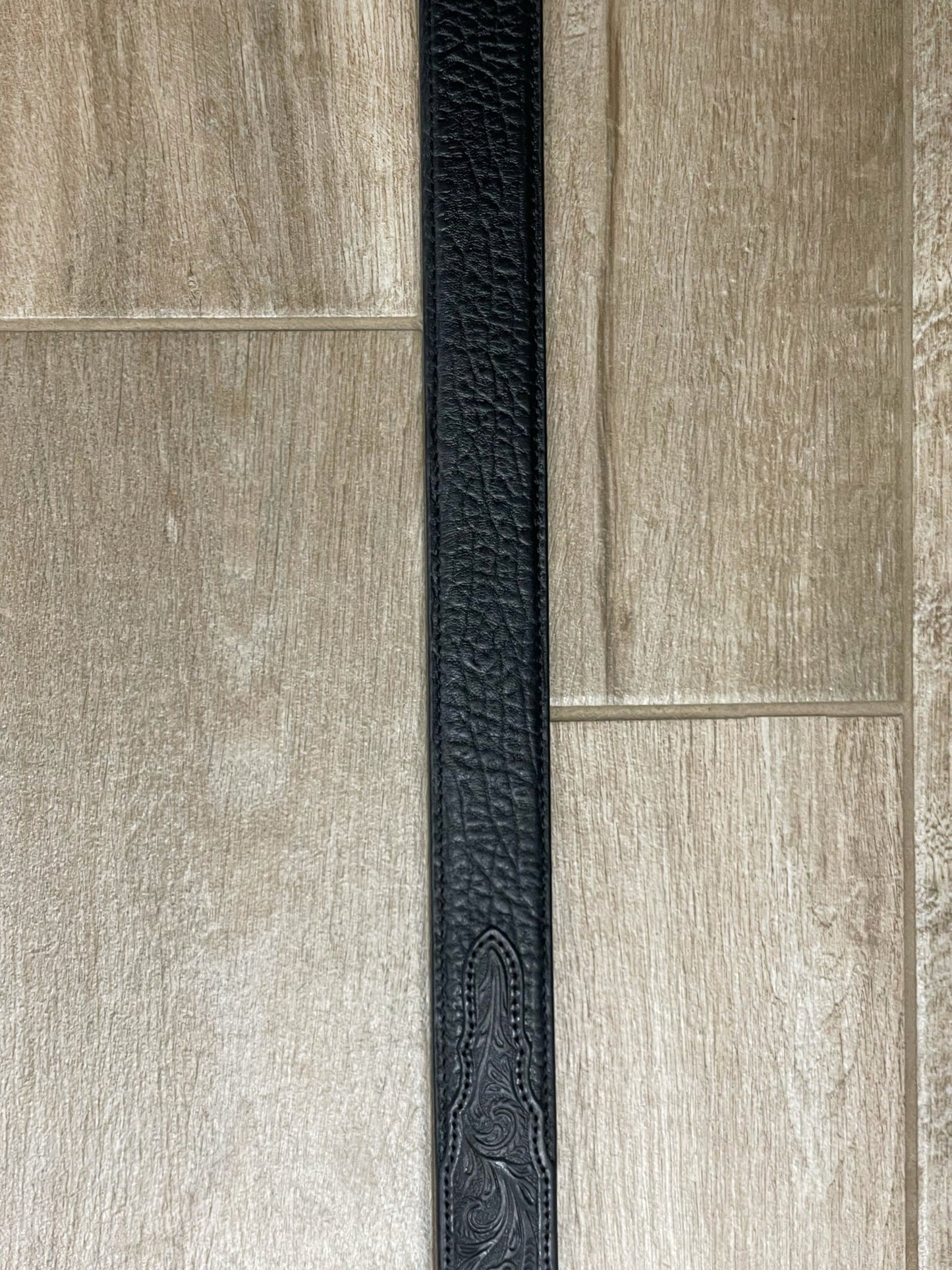 Nocona Men's 1.5" Black Bullhide Belt with Floral Embossing - Korvel